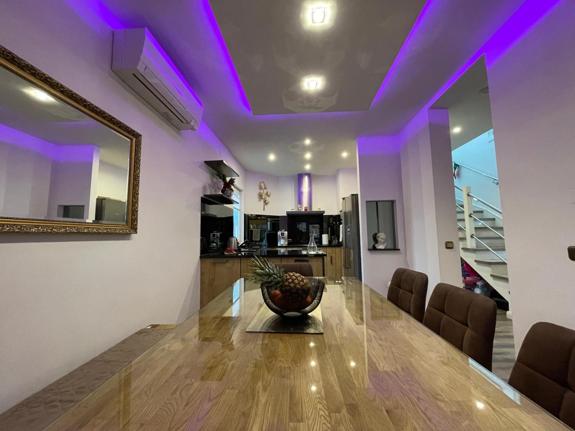 Villa Andrijana - Exclusively Yours - Family Getaway With Private Pool Kastela Dış mekan fotoğraf
