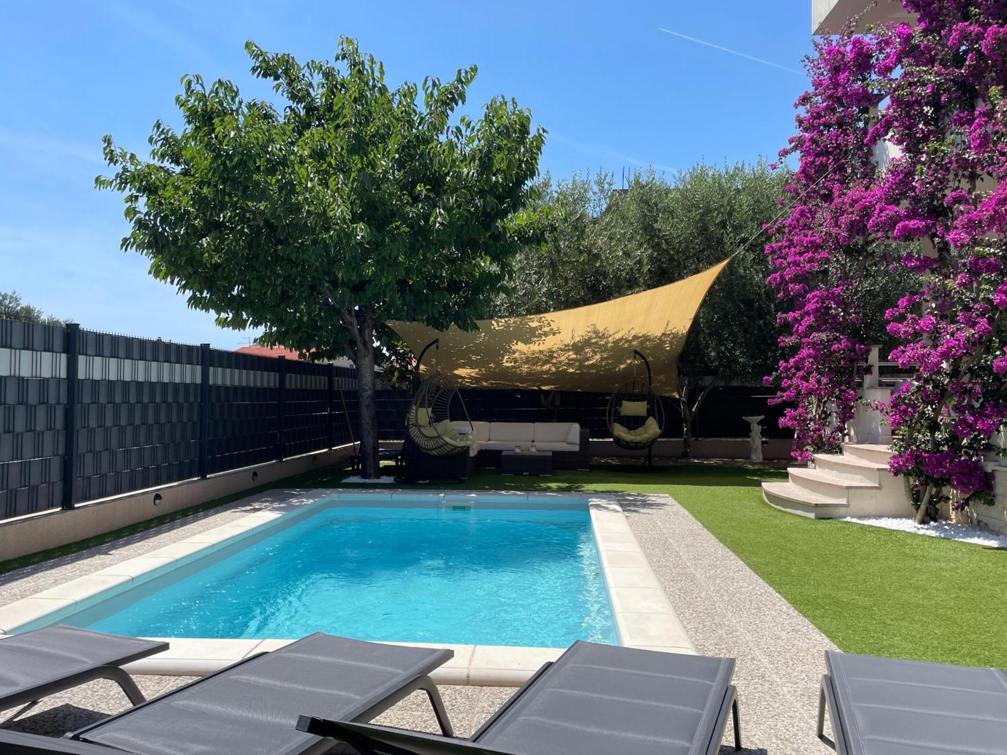 Villa Andrijana - Exclusively Yours - Family Getaway With Private Pool Kastela Dış mekan fotoğraf