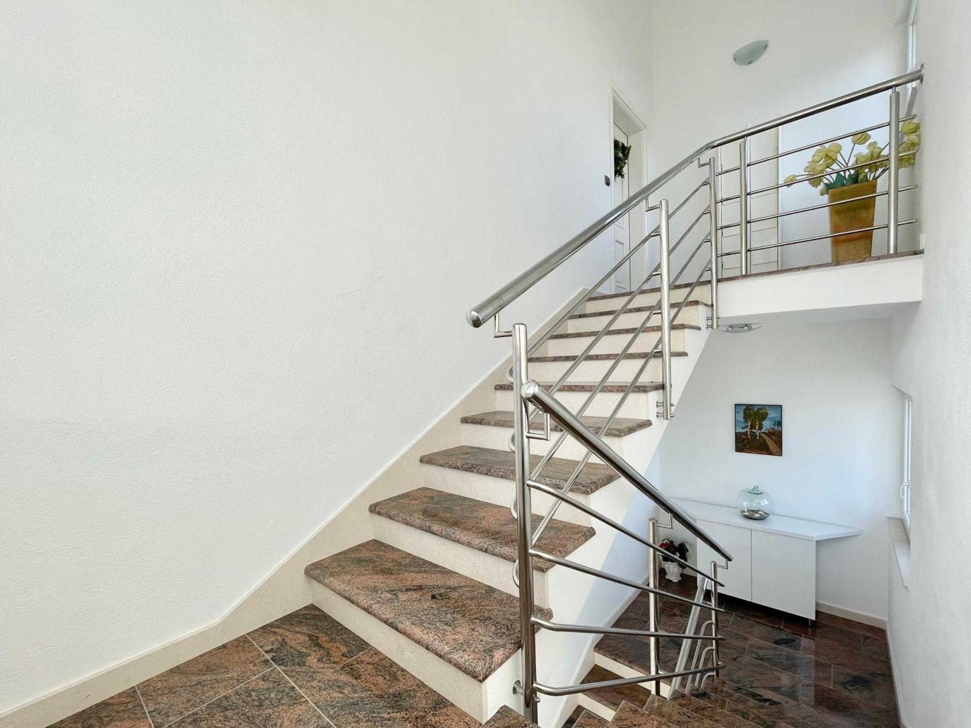 Villa Andrijana - Exclusively Yours - Family Getaway With Private Pool Kastela Dış mekan fotoğraf