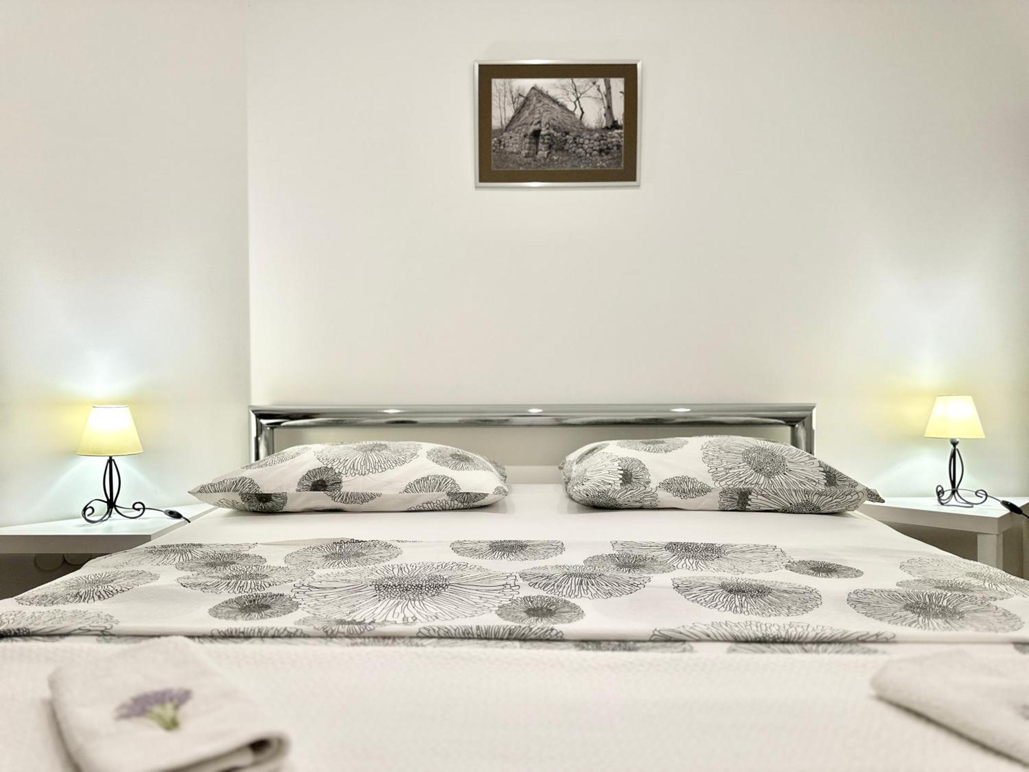 Villa Andrijana - Exclusively Yours - Family Getaway With Private Pool Kastela Dış mekan fotoğraf
