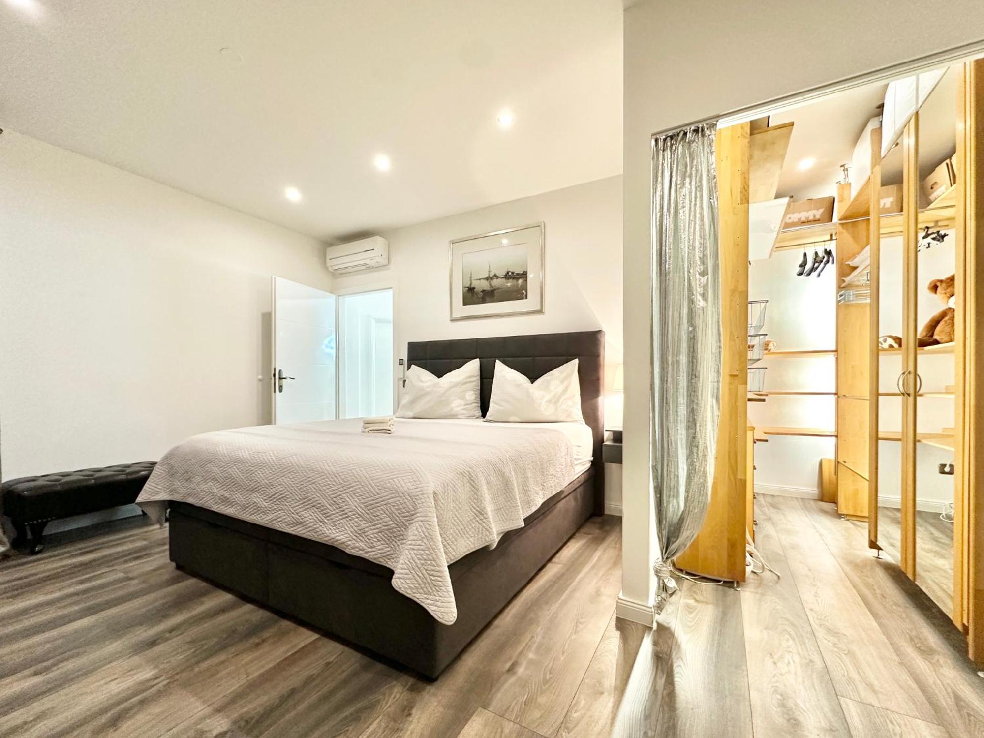 Villa Andrijana - Exclusively Yours - Family Getaway With Private Pool Kastela Dış mekan fotoğraf